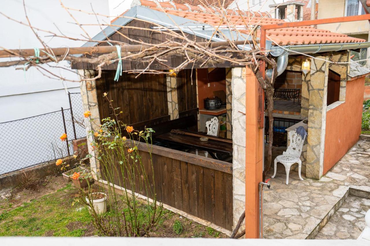 Apartman Jozic Knin Exterior photo