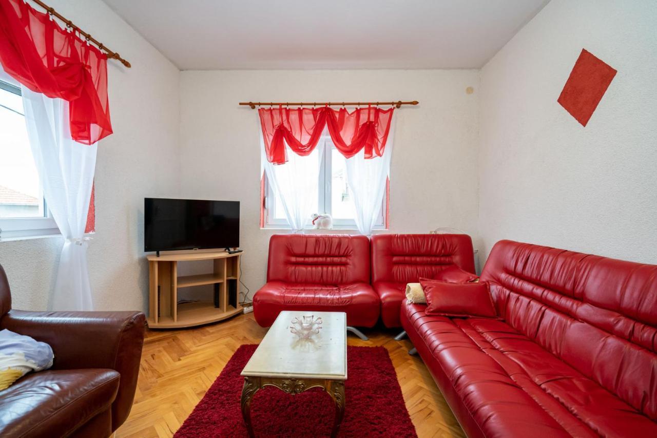 Apartman Jozic Knin Exterior photo