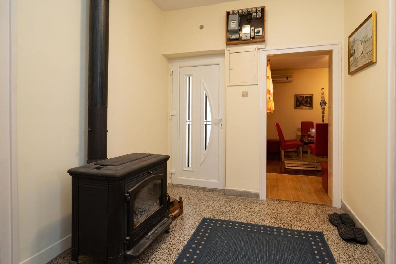 Apartman Jozic Knin Exterior photo